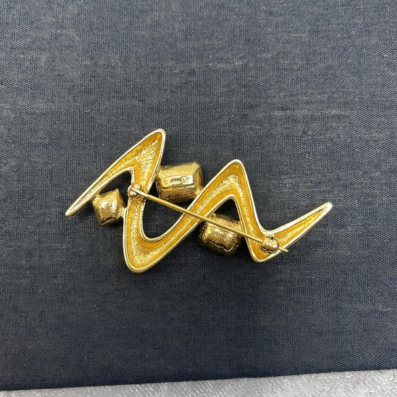 Monet vintage excellent condition brooch - Picture 3 of 6